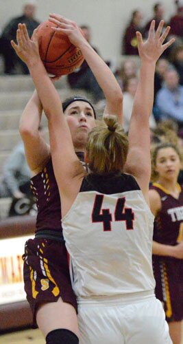 Lily Welch attacks the rim.