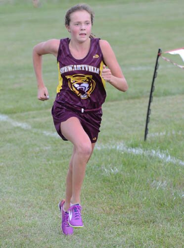 Hailey Strum sprints to the finish line.